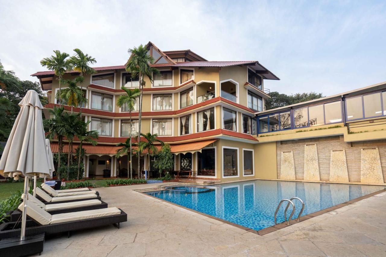 The Crown Goa Hotel Panaji Exterior photo